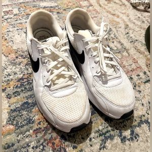 Nike Air Max- Size 9